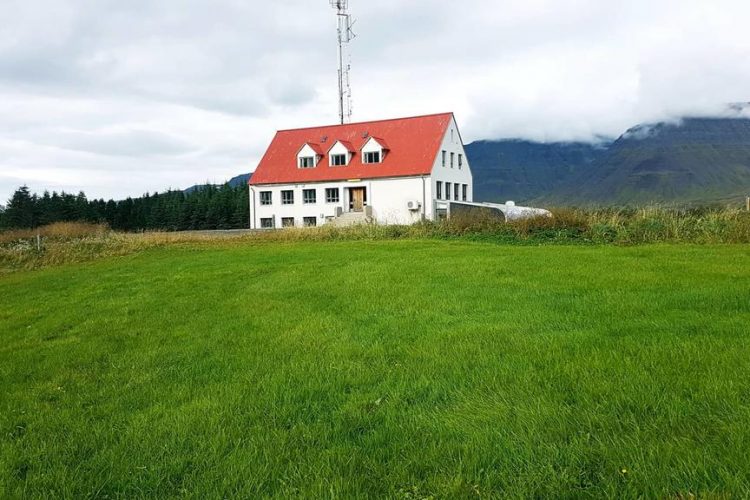 Holt Inn Country Hotel